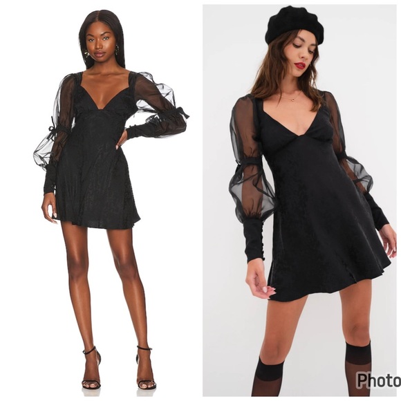 For‎ Love & Lemons Gabrielle Puff Sleeve Mini Dress Black Medium Floral - Picture 1 of 8